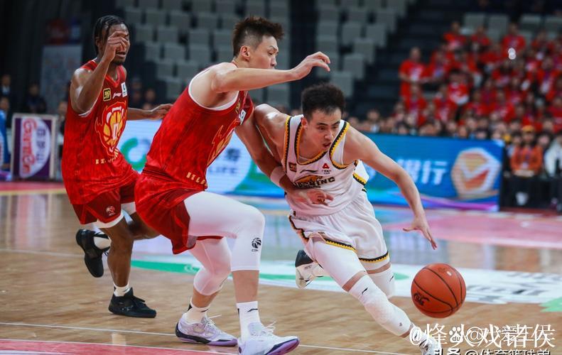 国手崛起 辽宁队率先领跑