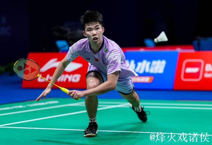 中国羽毛球大师赛：翁泓阳力克小波波夫挺进决赛
